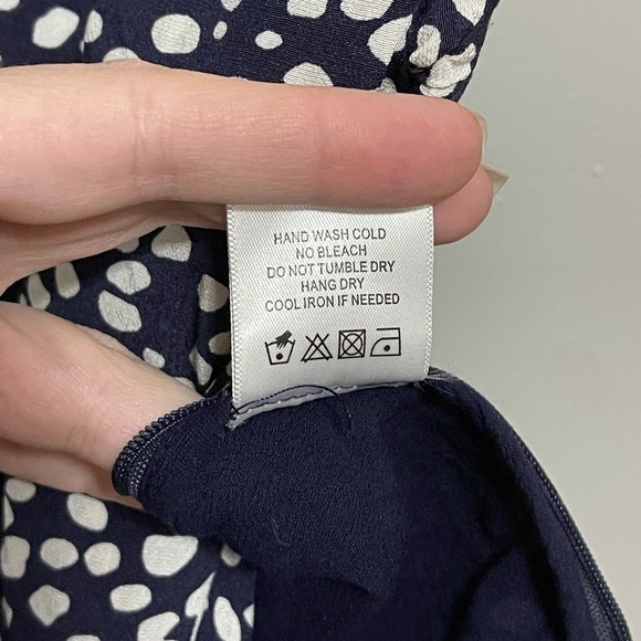 Privacy Please Siena Blue Polka Dotted Cropped Cut Out Top size Large - Picture 8 of 9